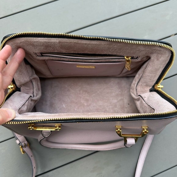 Authentic Miu Miu light pink handbag with authenticity card and dust bag - Picture 7 of 9
